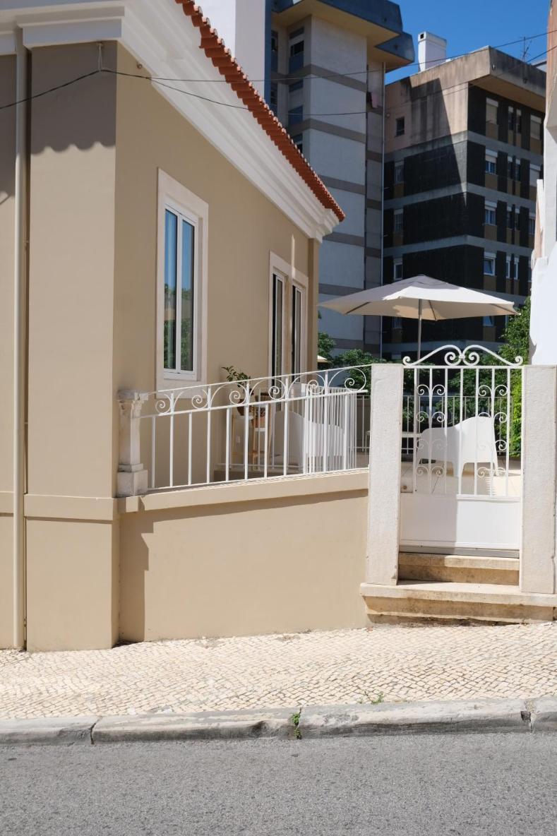 Vila Julieta Guesthouse Coimbra Bagian luar foto
