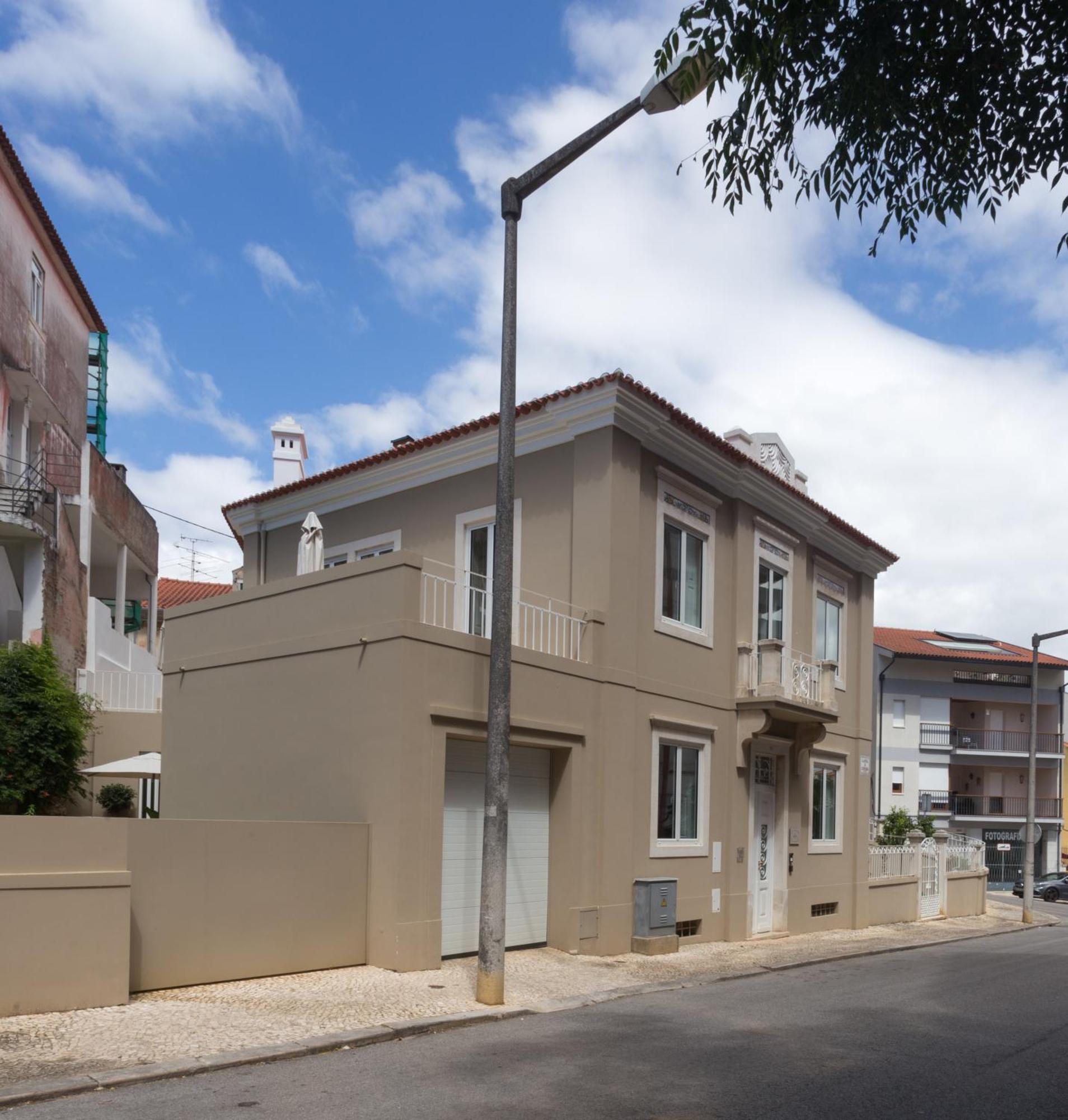 Vila Julieta Guesthouse Coimbra Bagian luar foto