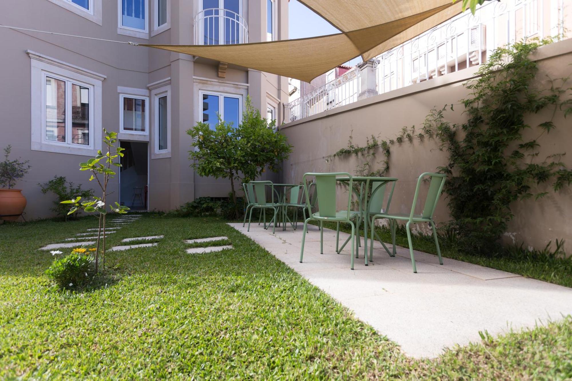 Vila Julieta Guesthouse Coimbra Bagian luar foto